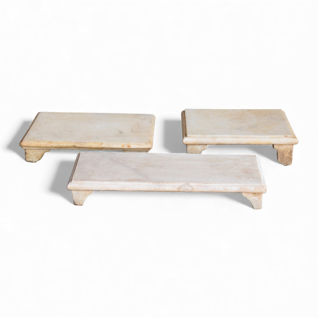 Vintage Indian Marble Plinth – Age Unknown
