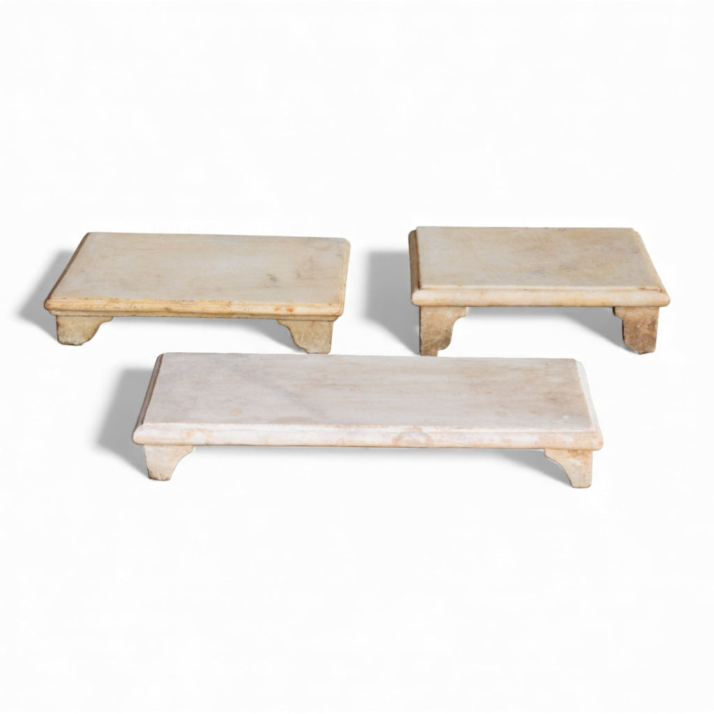 Vintage Indian Marble Plinth – Age Unknown